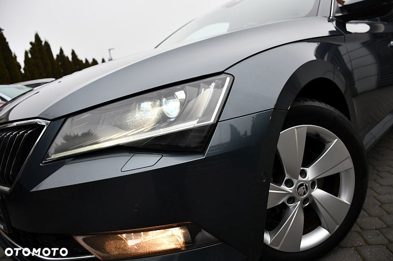 Skoda Superb 1.6 TDI Style Greenline - 35