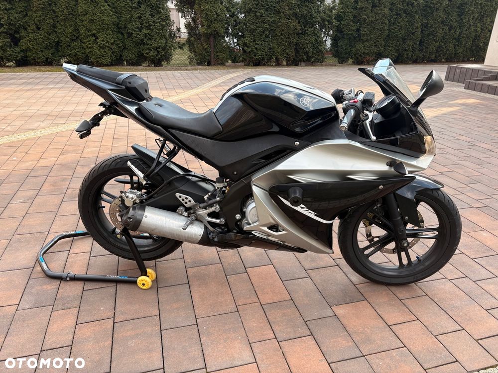 Yamaha YZF - 2