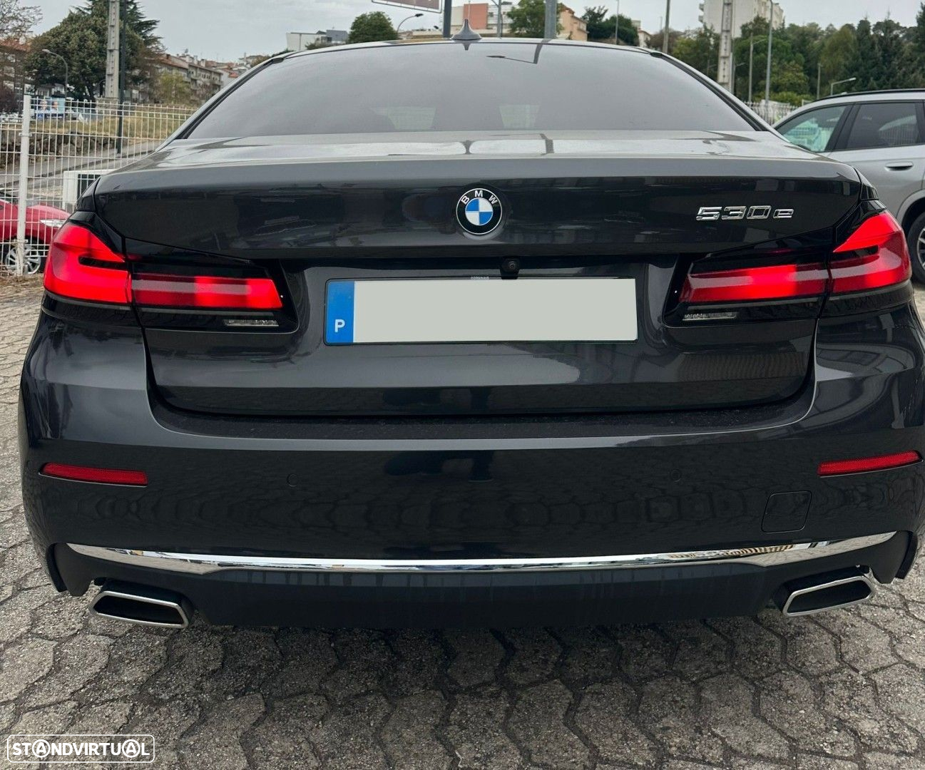 BMW 530 e Line Luxury - 8