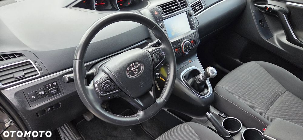 Toyota Verso 1.8 Premium EU5 7os - 21