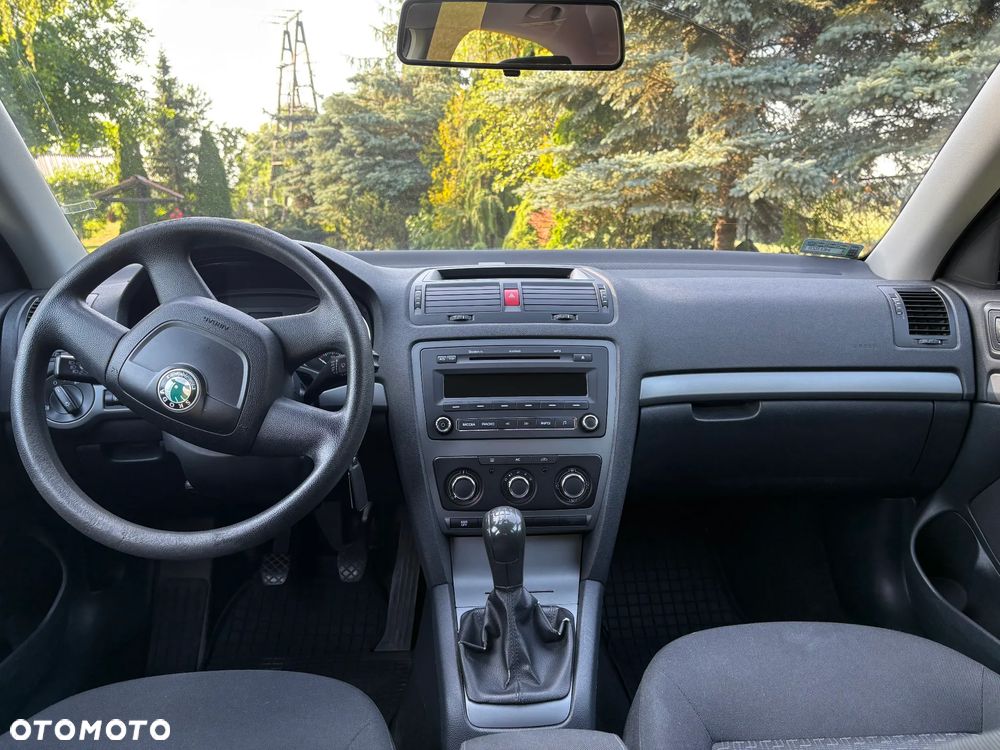 Skoda Octavia 1.6 Tour Classic - 7
