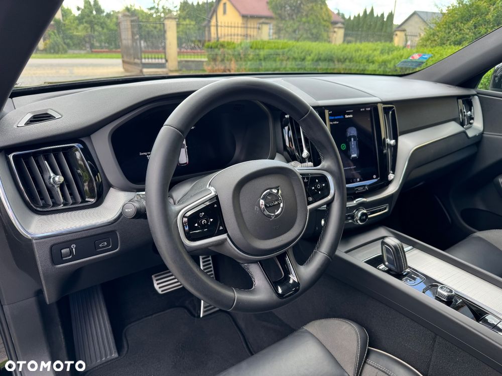 Volvo XC 60 B4 D R-Design - 14