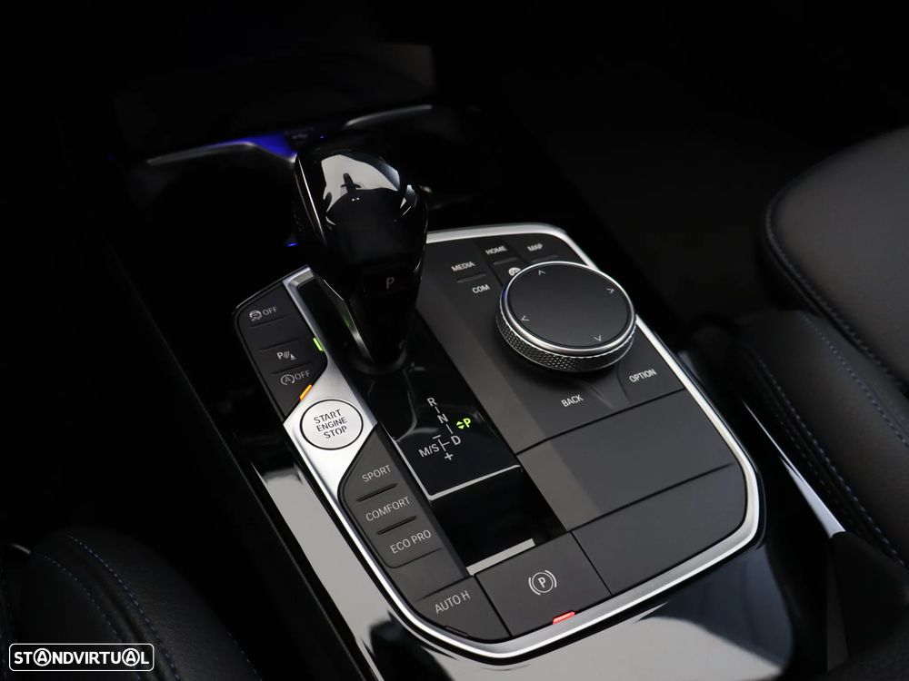 BMW 118 i Aut. M Sport - 30