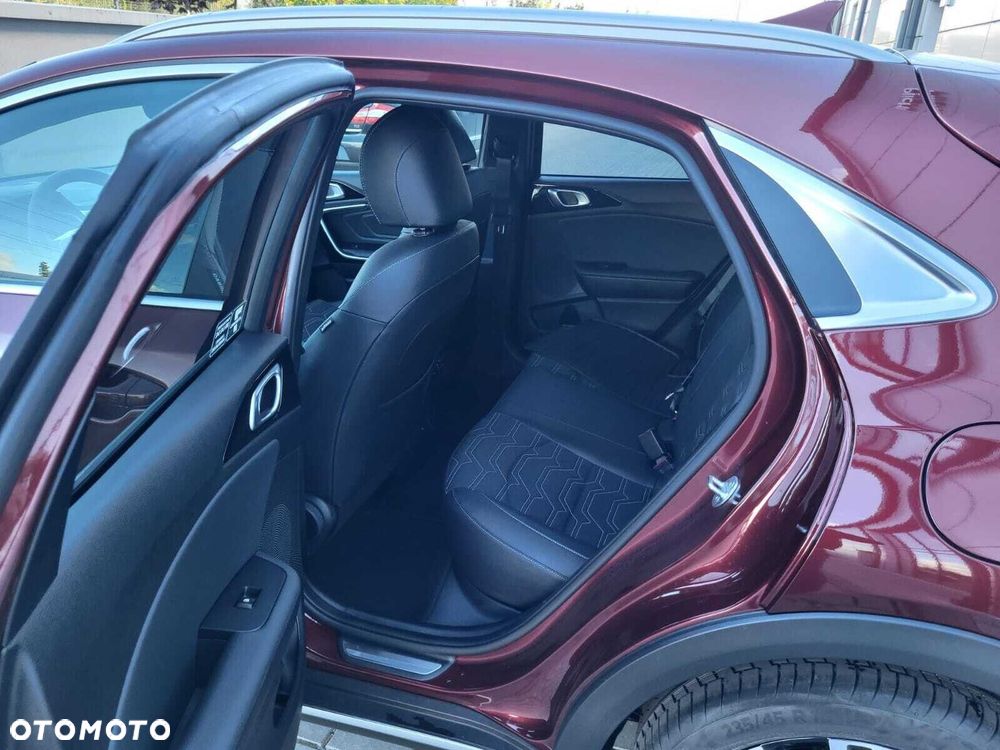 Kia XCeed 1.6 T-GDI Tribute DCT - 33