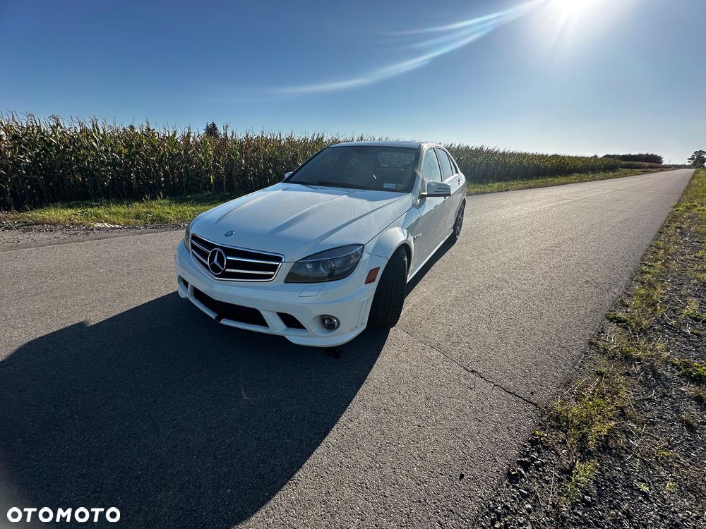 Mercedes-Benz Klasa C 63 AMG - 1
