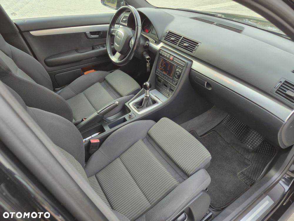 Audi A4 Avant 2.0 TDI DPF Attraction - 15