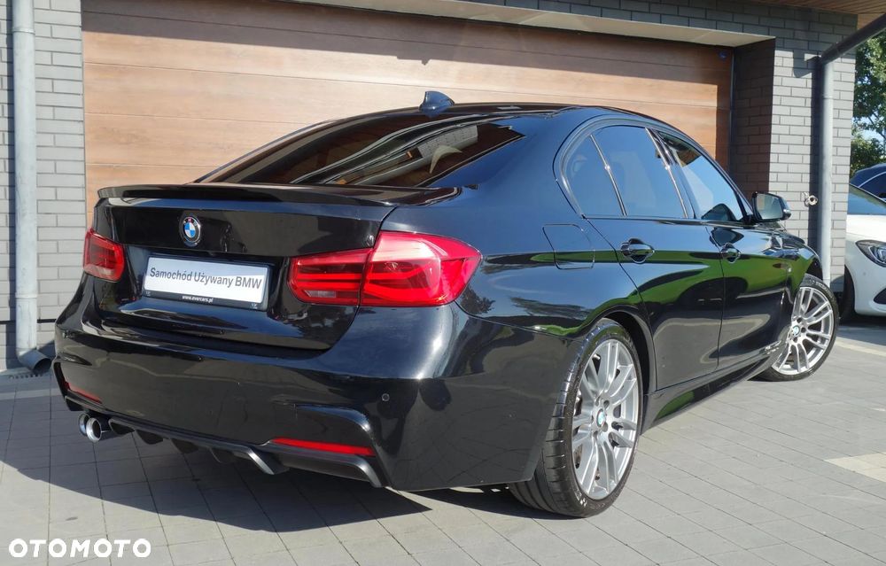 BMW Seria 3 330d xDrive M Sport EU6 - 10