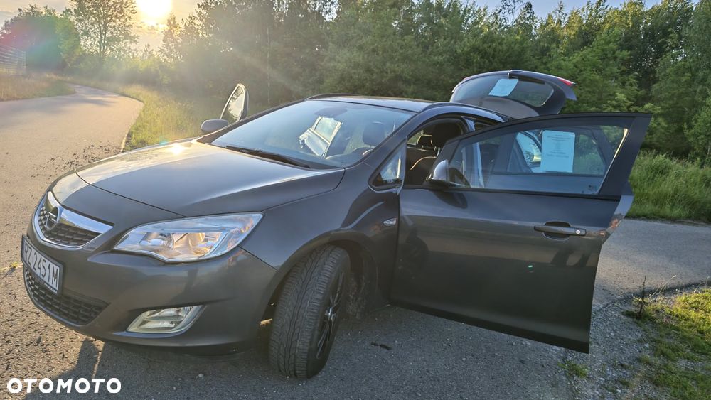 Opel Astra - 2