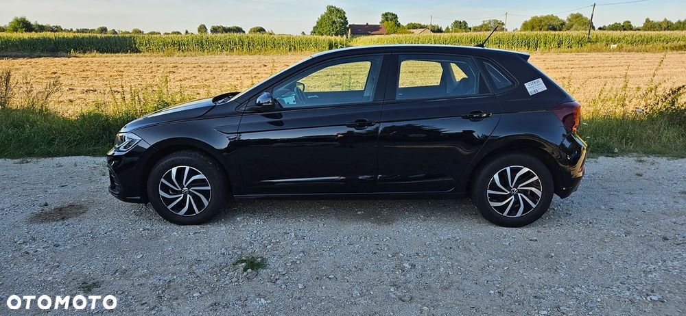 Volkswagen Polo - 2