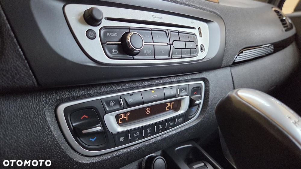 Renault Scenic 2.0 16V 140 CVT Luxe - 22