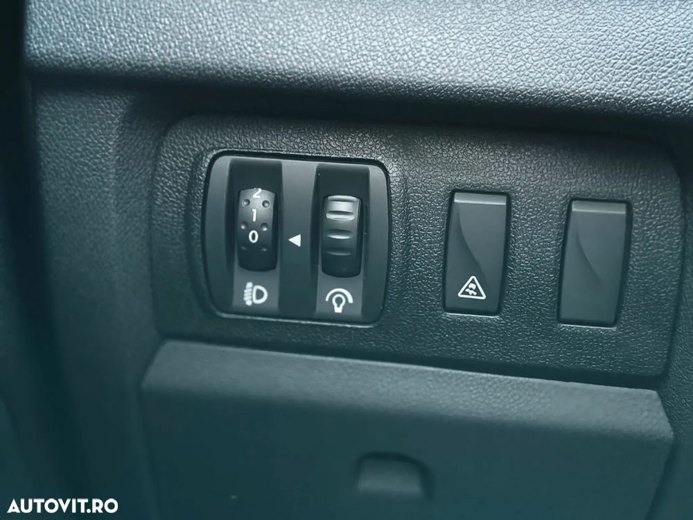 Renault Megane Grandtour TCe 130 BOSE Edition - 31