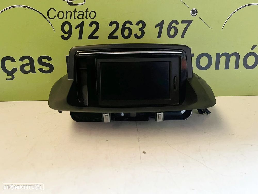 Renault Megane III 3 - DISPLAY ECRÃ RÁDIO - D021 - 1