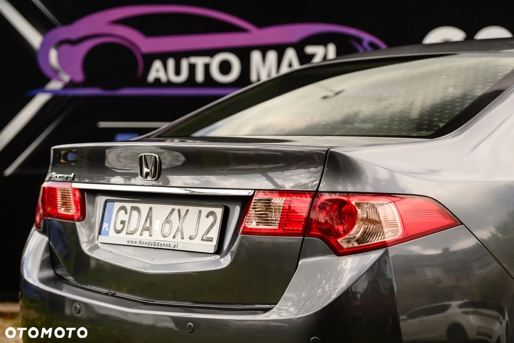 Honda Accord 2.0 Executive - 8