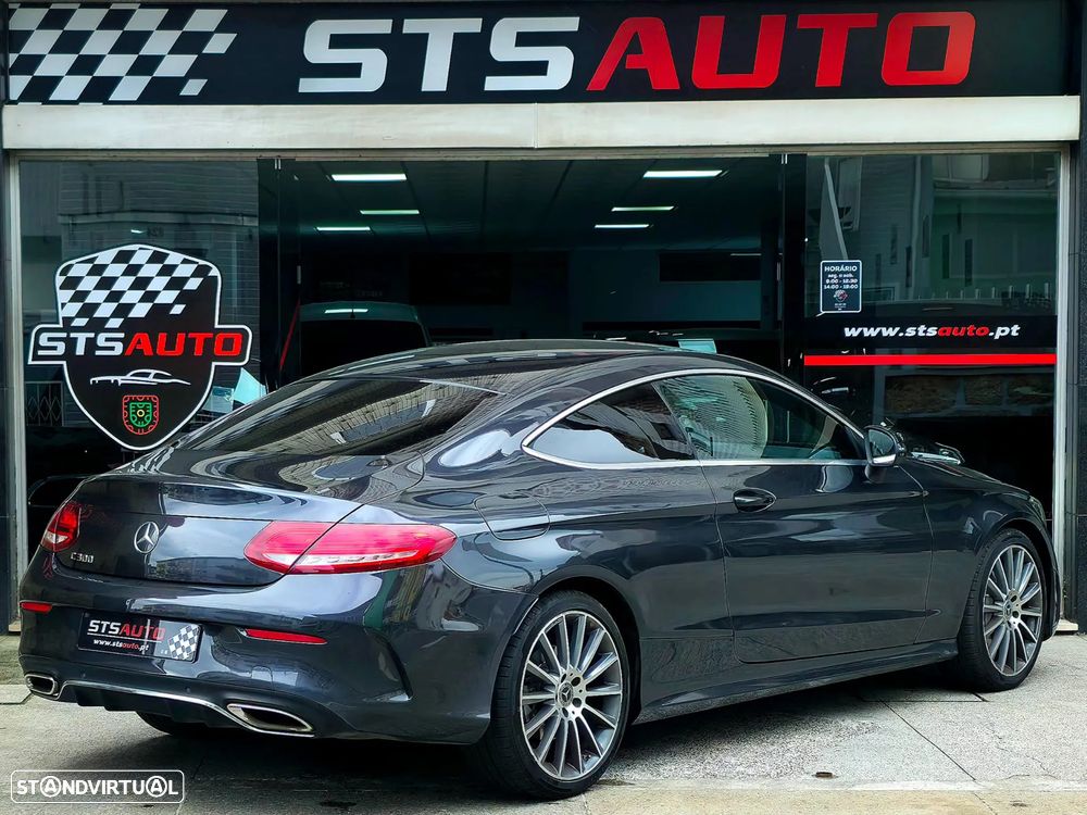 Mercedes-Benz C 300 AMG Line - 3