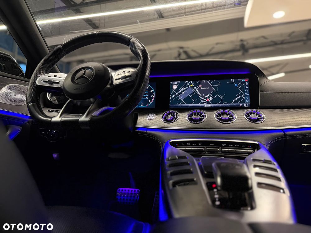 Mercedes-Benz AMG GT - 12