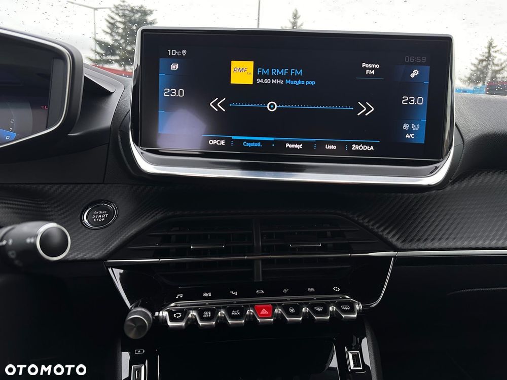 Peugeot 208 PureTech 100 Allure Pack - 25