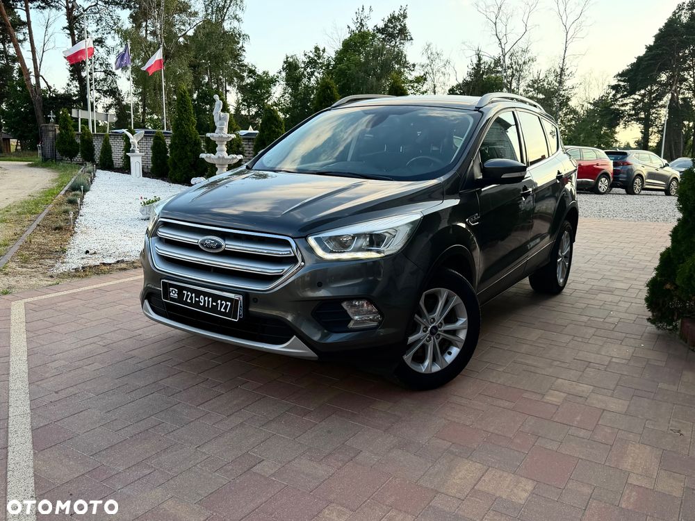 Ford Kuga 2.0 TDCi 2x4 Titanium - 4