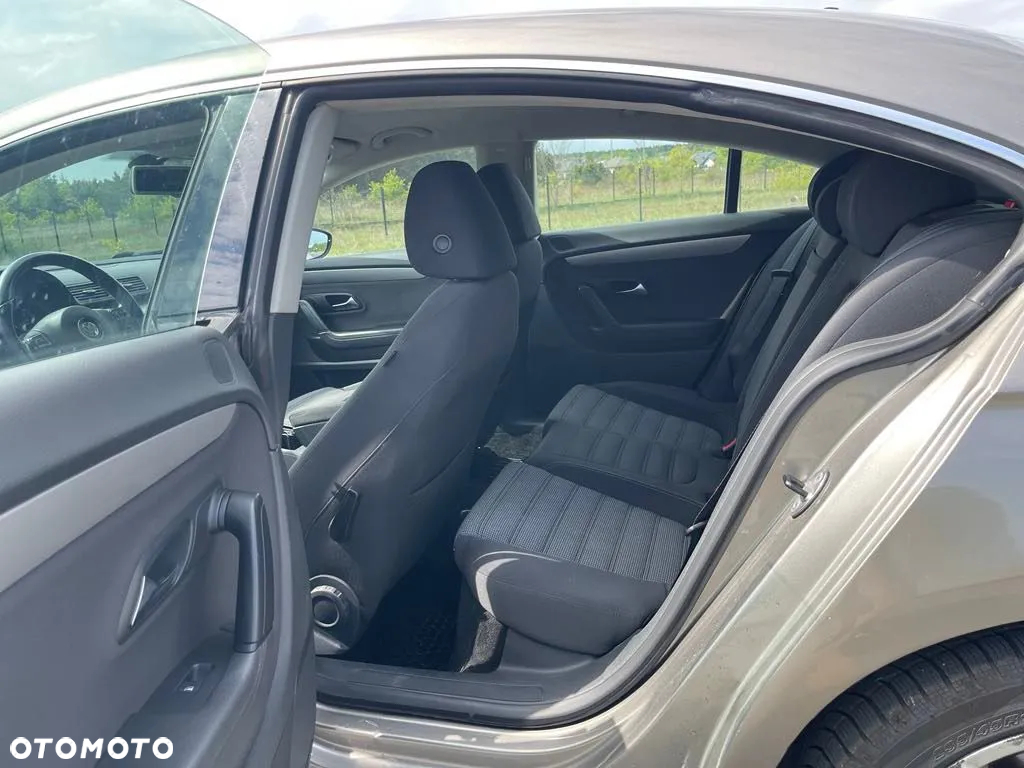 Volkswagen Passat CC 1.8 TSI - 10