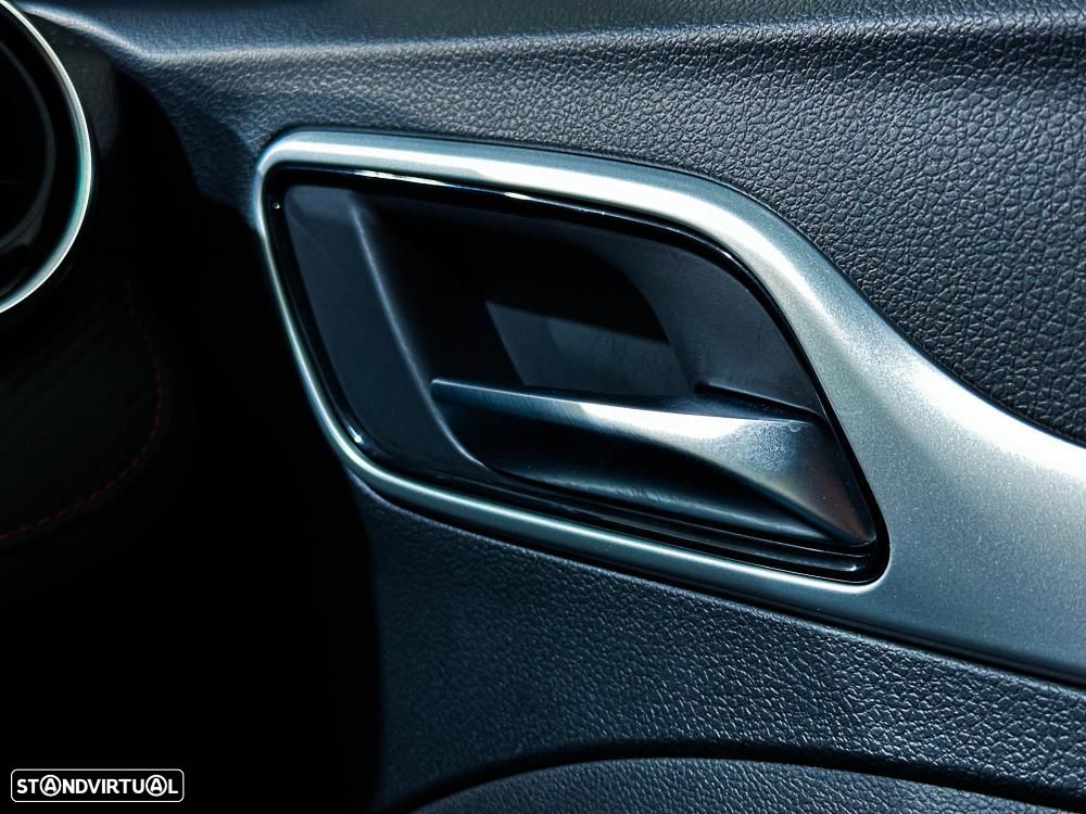 MG ZS EV 72.6 kWh Luxury - 34