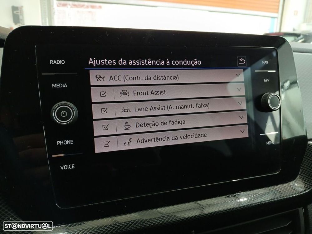 VW T-Cross 1.0 TSI Life DSG - 18