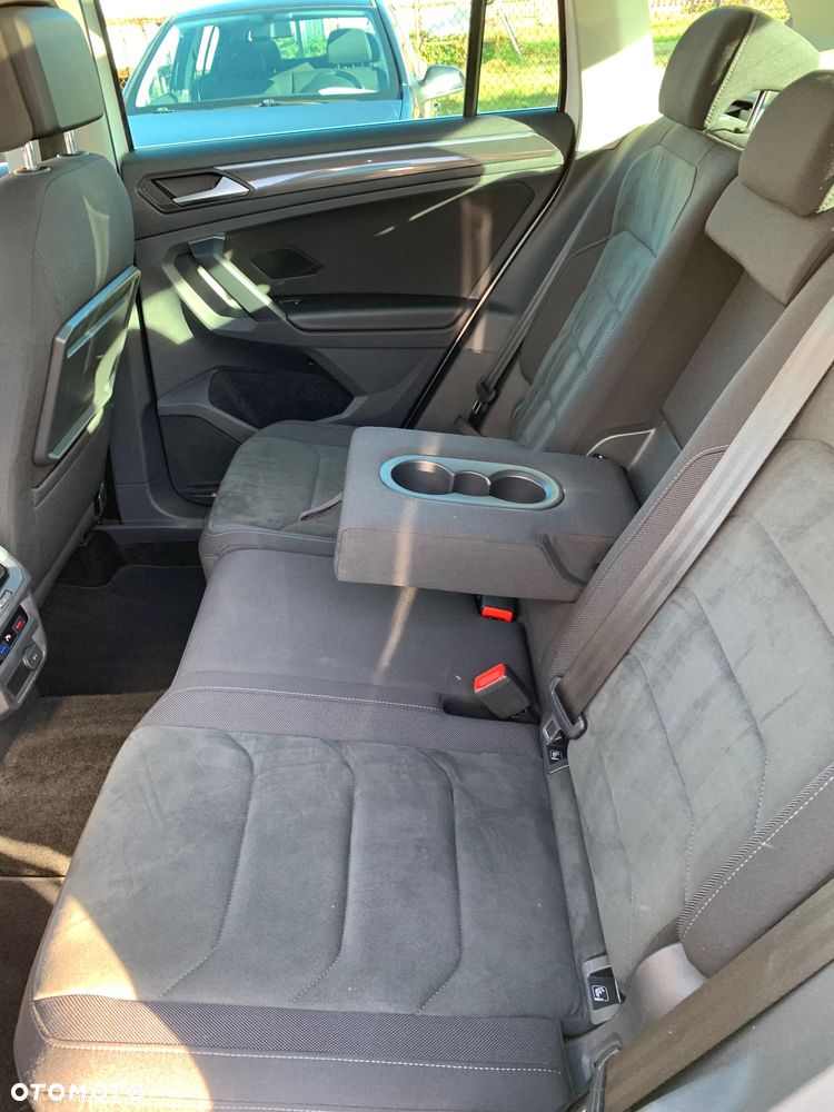 Volkswagen Tiguan - 23