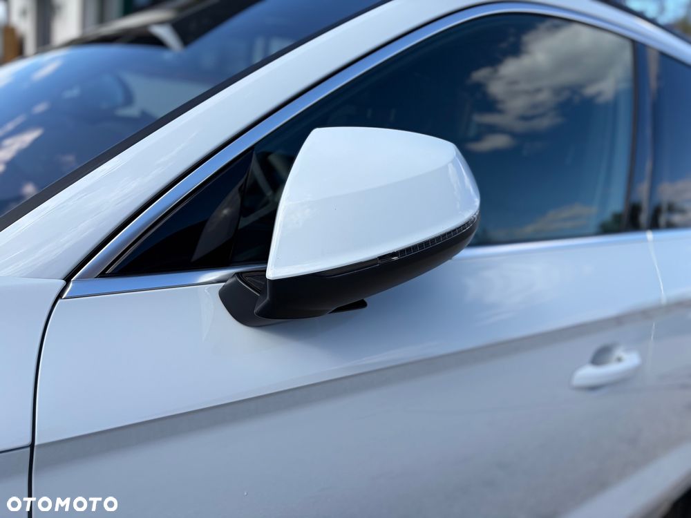 Audi Q5 40 TDI quattro S tronic S line - 24