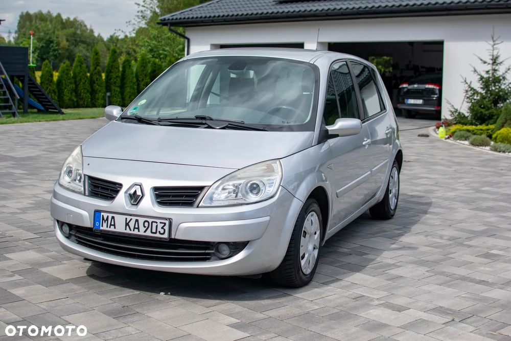 Renault Scenic - 28