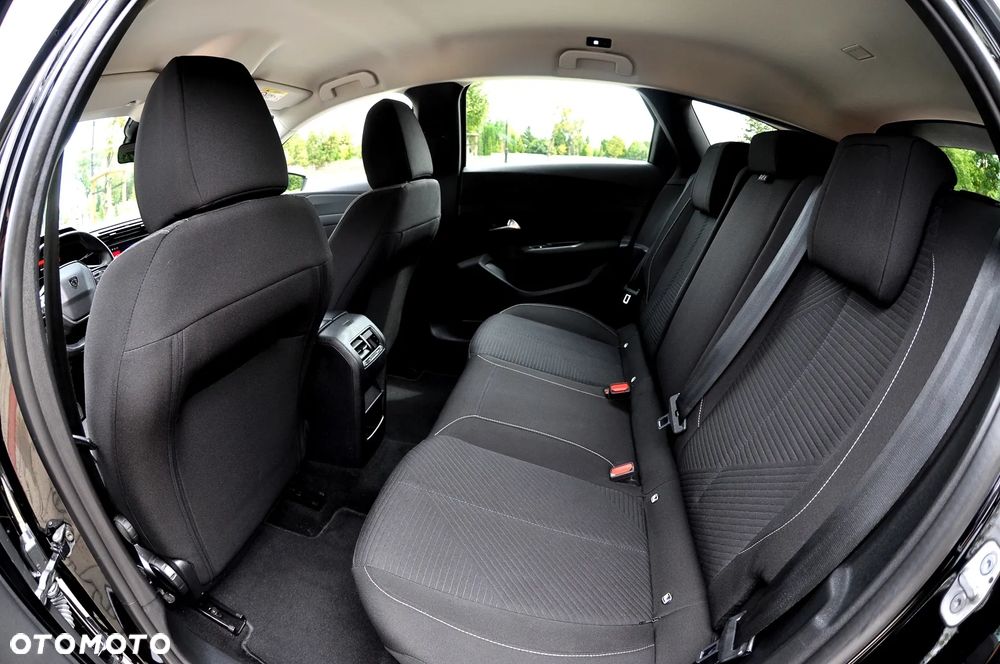 Peugeot 308 1.2 PureTech Allure S&S - 22