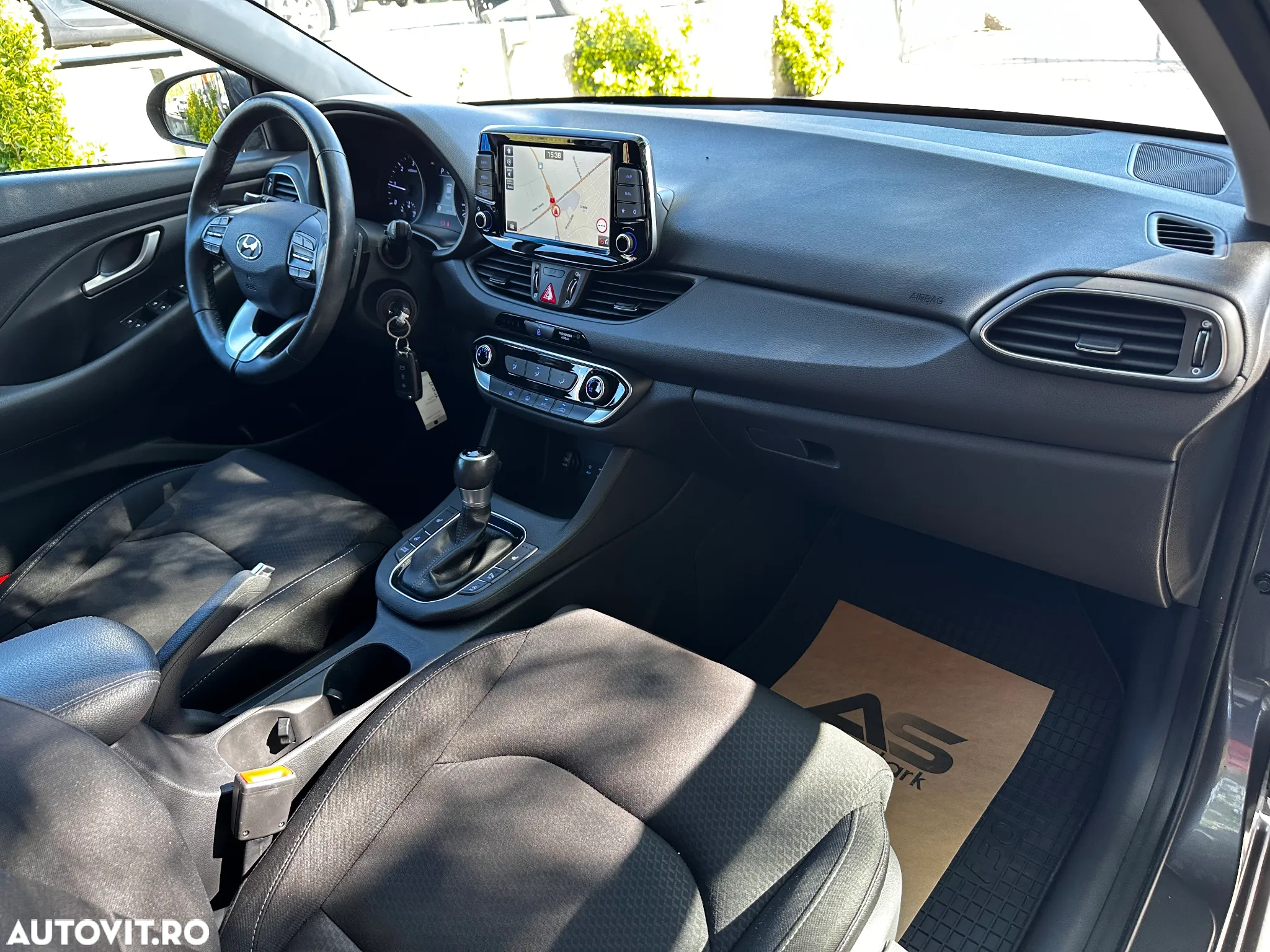 Hyundai i30 Kombi 1.6 CRDI DCT Premium - 6