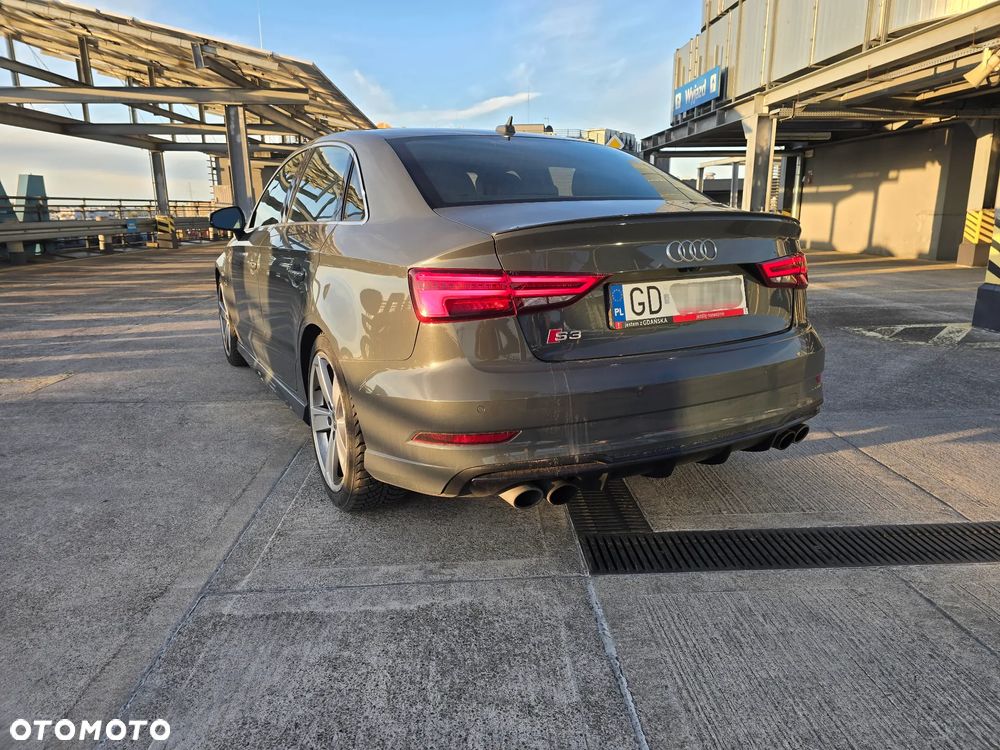 Audi S3 S tronic - 3