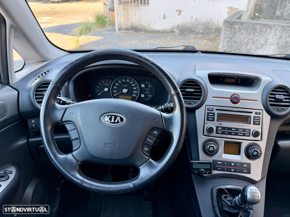 Kia Carens 2.0 CRDi EX - 10