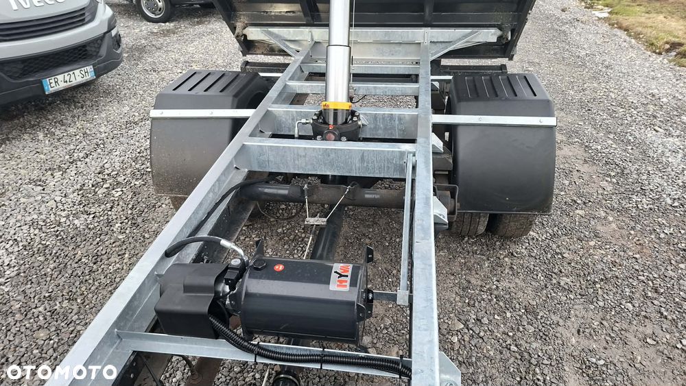 Iveco 35C15,35C14, 35C13, 35C12, 70C15 - 13