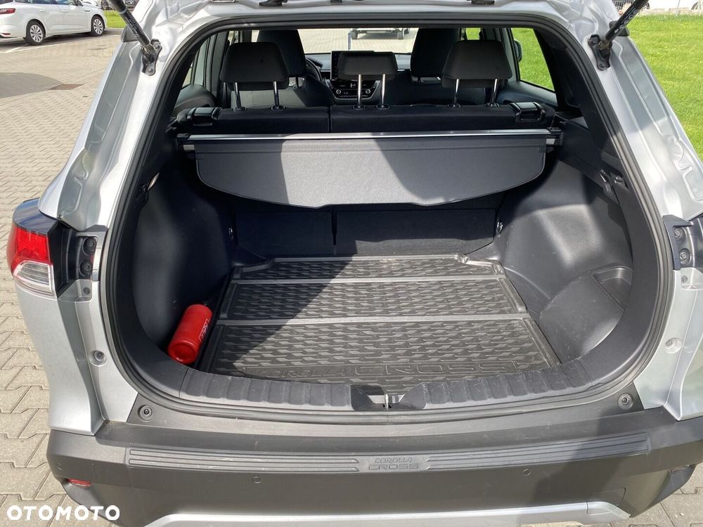 Toyota Corolla Cross - 26