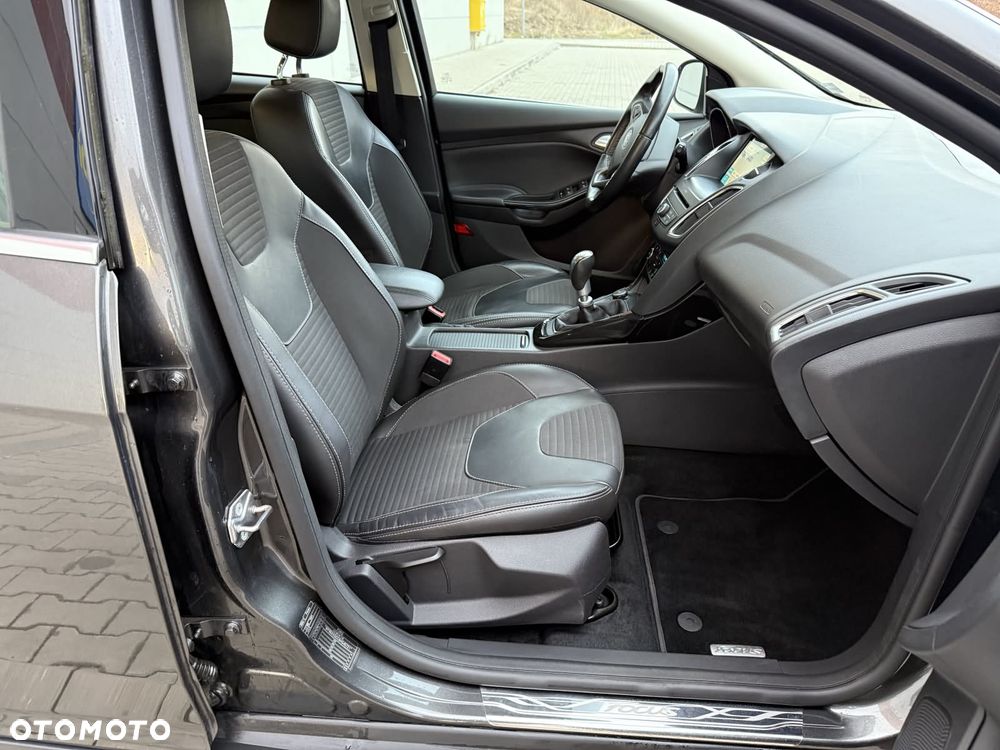 Ford Focus 2.0 TDCi Titanium ASS - 22