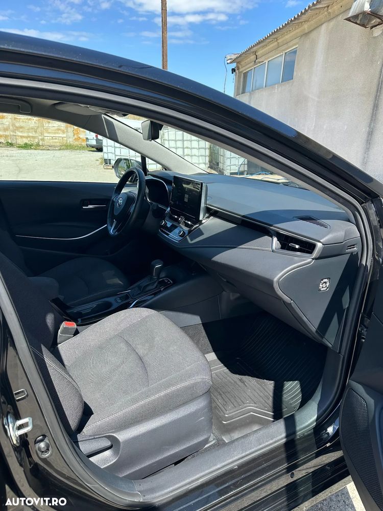 Toyota Corolla 1.8 Business Edition - 6