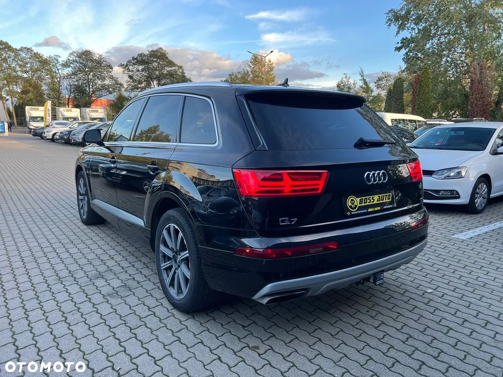 Audi Q7 3.0 TFSI Quattro Tiptronic - 6