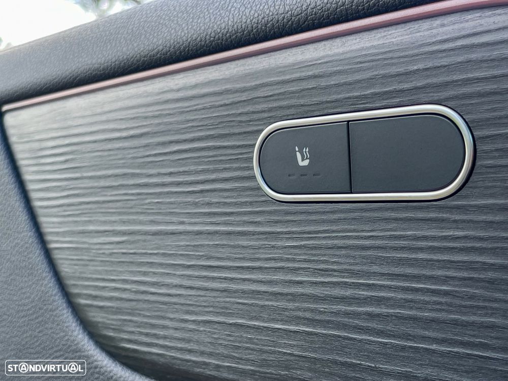 Mercedes-Benz GLA 250 e AMG Line - 33