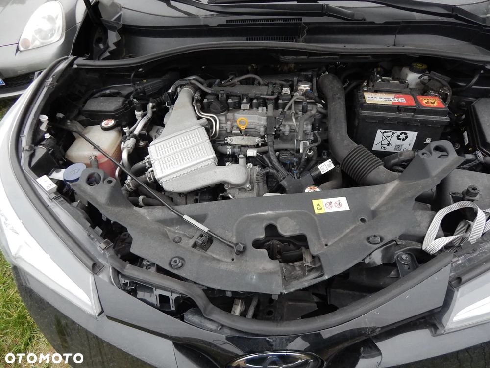 Toyota C-HR 1.2 T Premium CVT 4x4 - 16