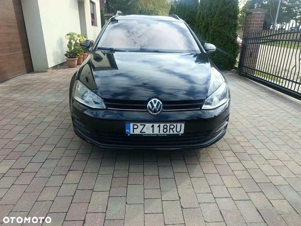 Volkswagen Golf - 5