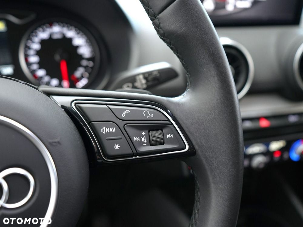 Audi Q2 - 21