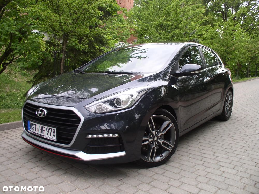Hyundai i30 1.6 GDI Turbo Luxury - 29