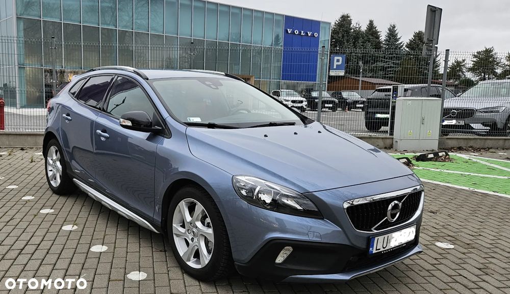 Volvo V40 T3 Drive-E Kinetic - 1