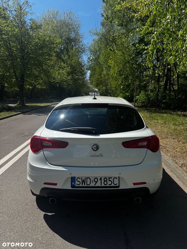 Alfa Romeo Giulietta - 6