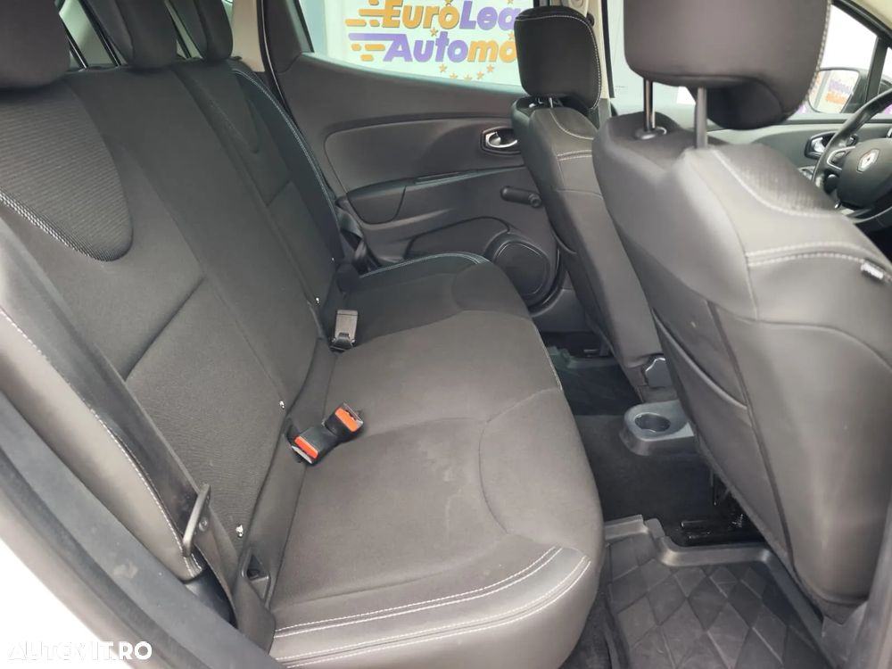 Renault Clio - 15