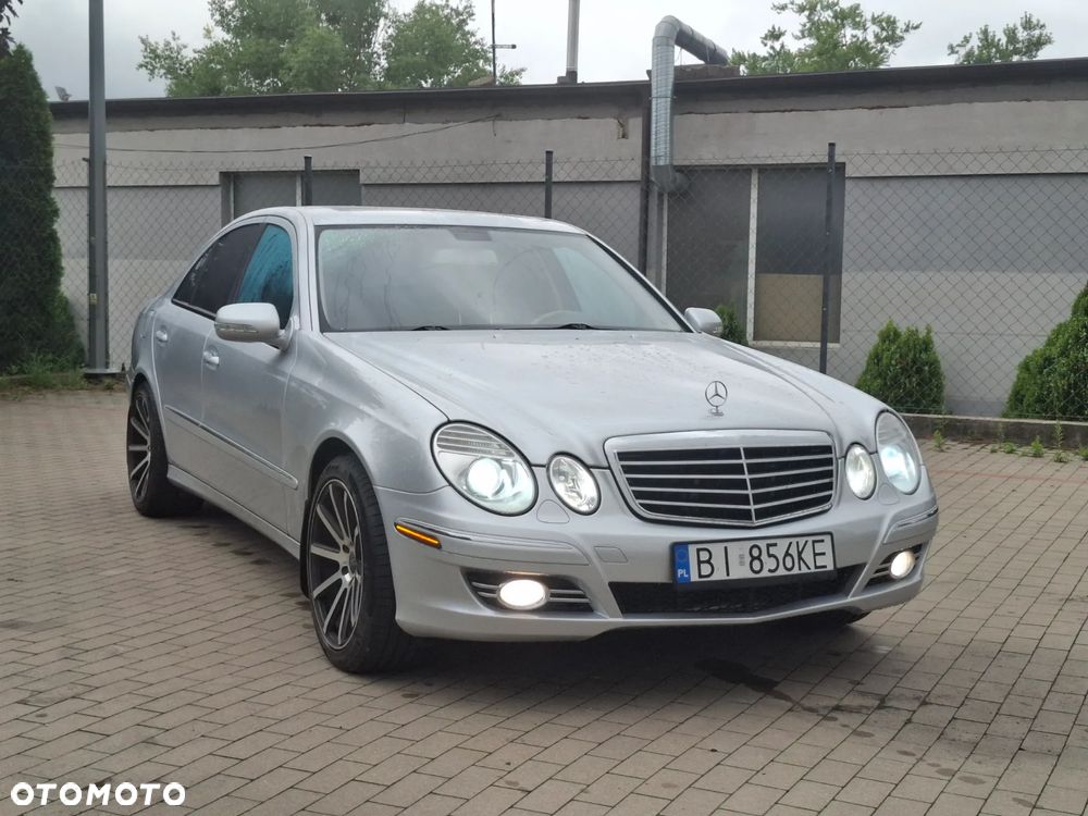 Mercedes-Benz Klasa E 500 7G-TRONIC Avantgarde - 1