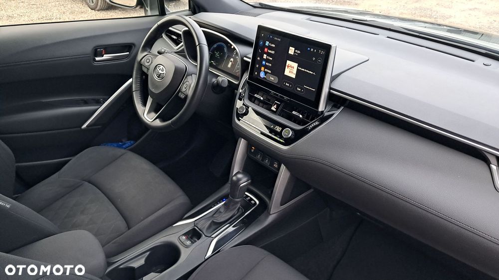 Toyota Corolla Cross - 9