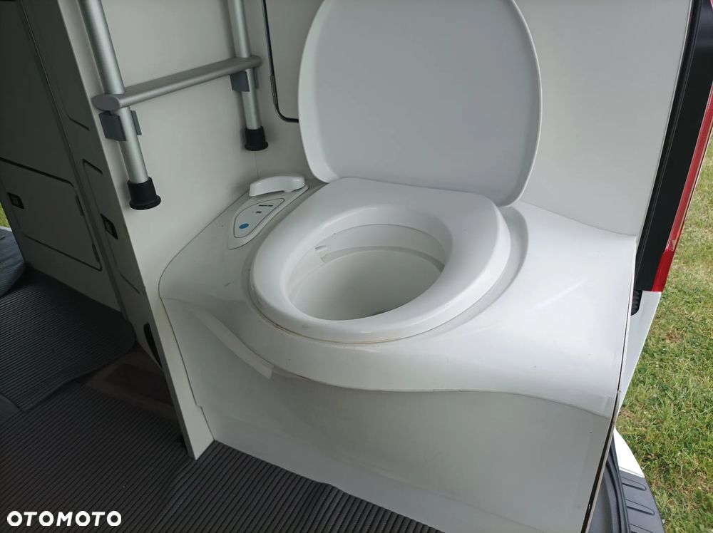 Ford TRANSIT CUSTOM NUGGET - 21