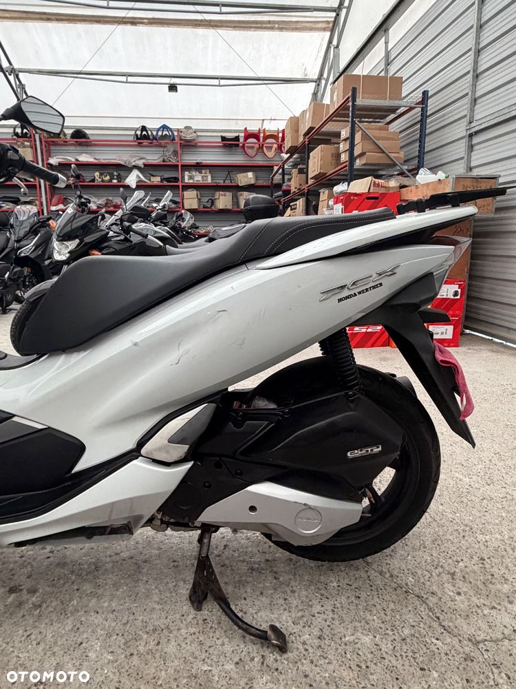 Honda PCX - 15