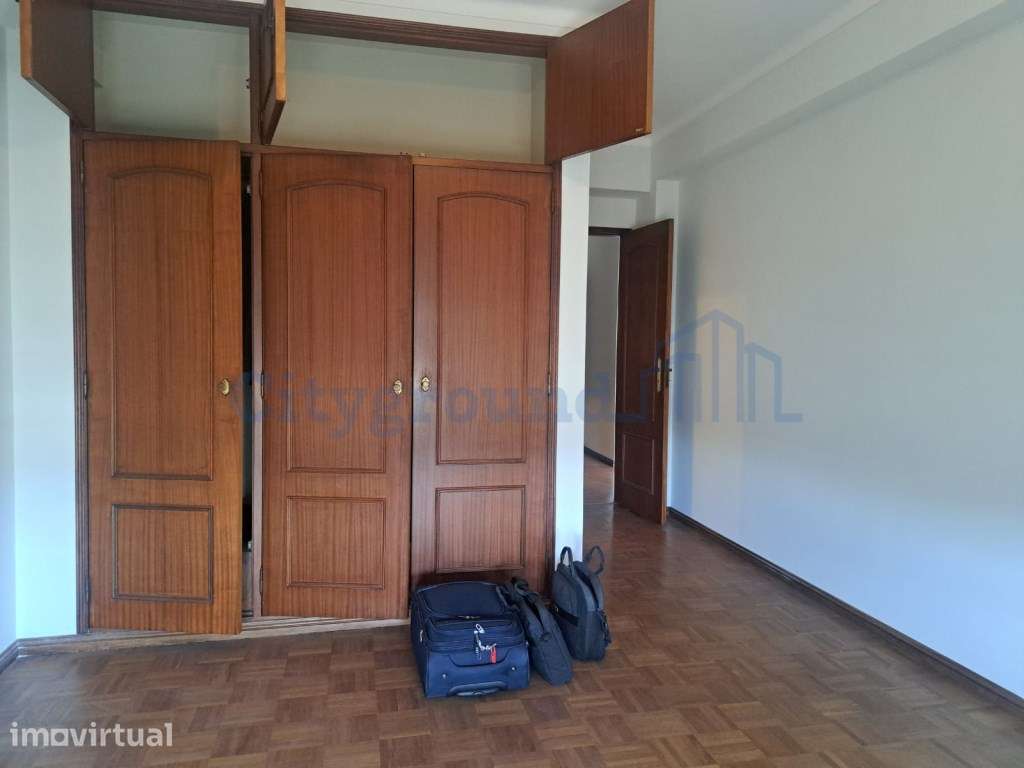 Bom apartamento T3 no centro de Ourém - Grande imagem: 4/22