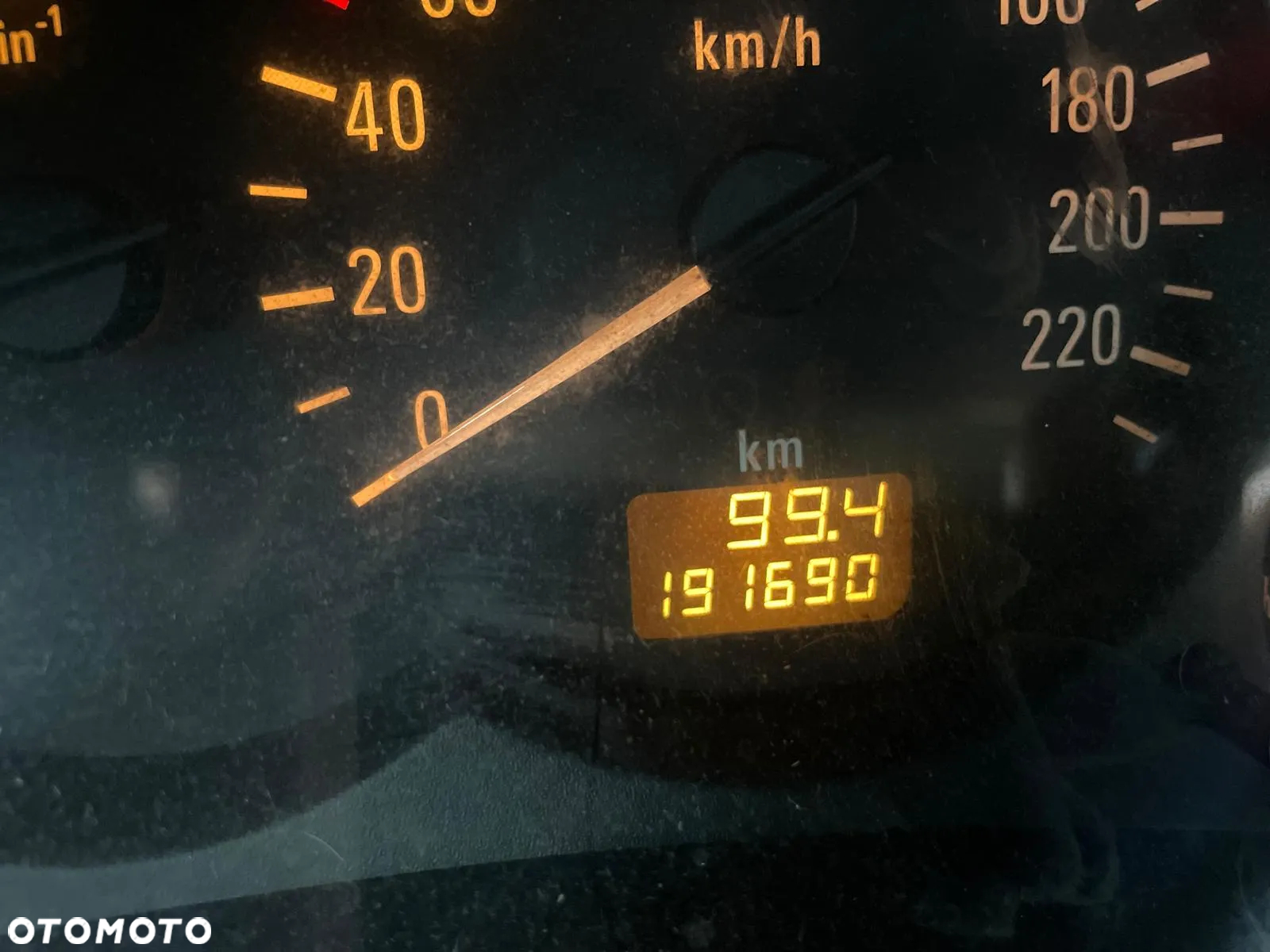 Opel Corsa 1.0 12V Base / Start - 11